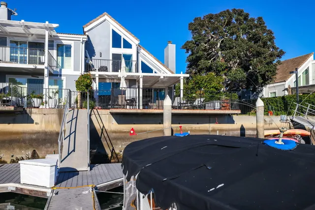 $2,995,000 | 3532 Windspun Drive, Huntington Beach, CA 92649