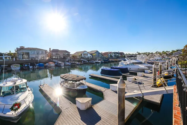 $2,995,000 | 3532 Windspun Drive, Huntington Beach, CA 92649