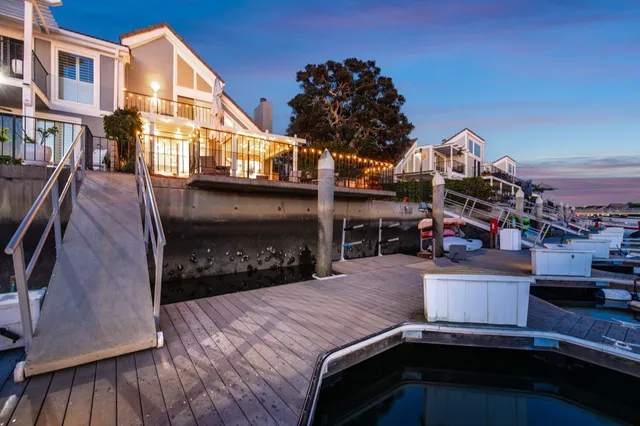 $2,995,000 | 3532 Windspun Drive, Huntington Beach, CA 92649