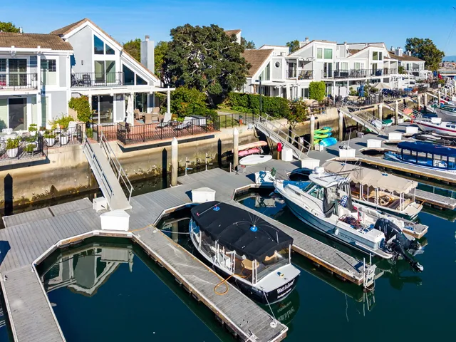 $2,995,000 | 3532 Windspun Drive, Huntington Beach, CA 92649