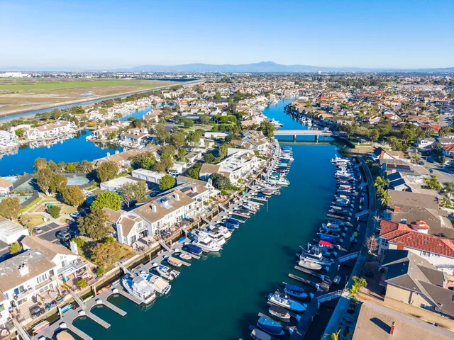 $2,995,000 | 3532 Windspun Drive, Huntington Beach, CA 92649