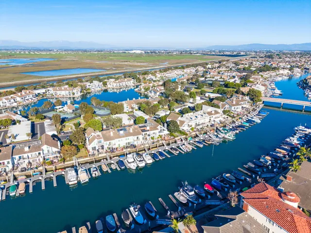 $2,995,000 | 3532 Windspun Drive, Huntington Beach, CA 92649