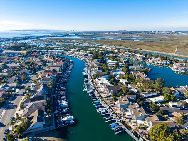 $2,995,000 | 3532 Windspun Drive, Huntington Beach, CA 92649