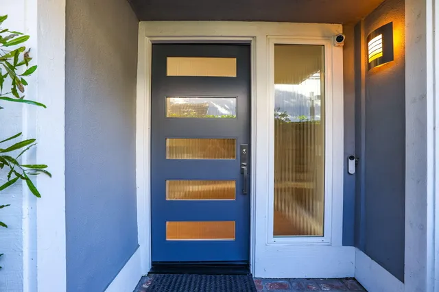 $2,995,000 | 3532 Windspun Drive, Huntington Beach, CA 92649