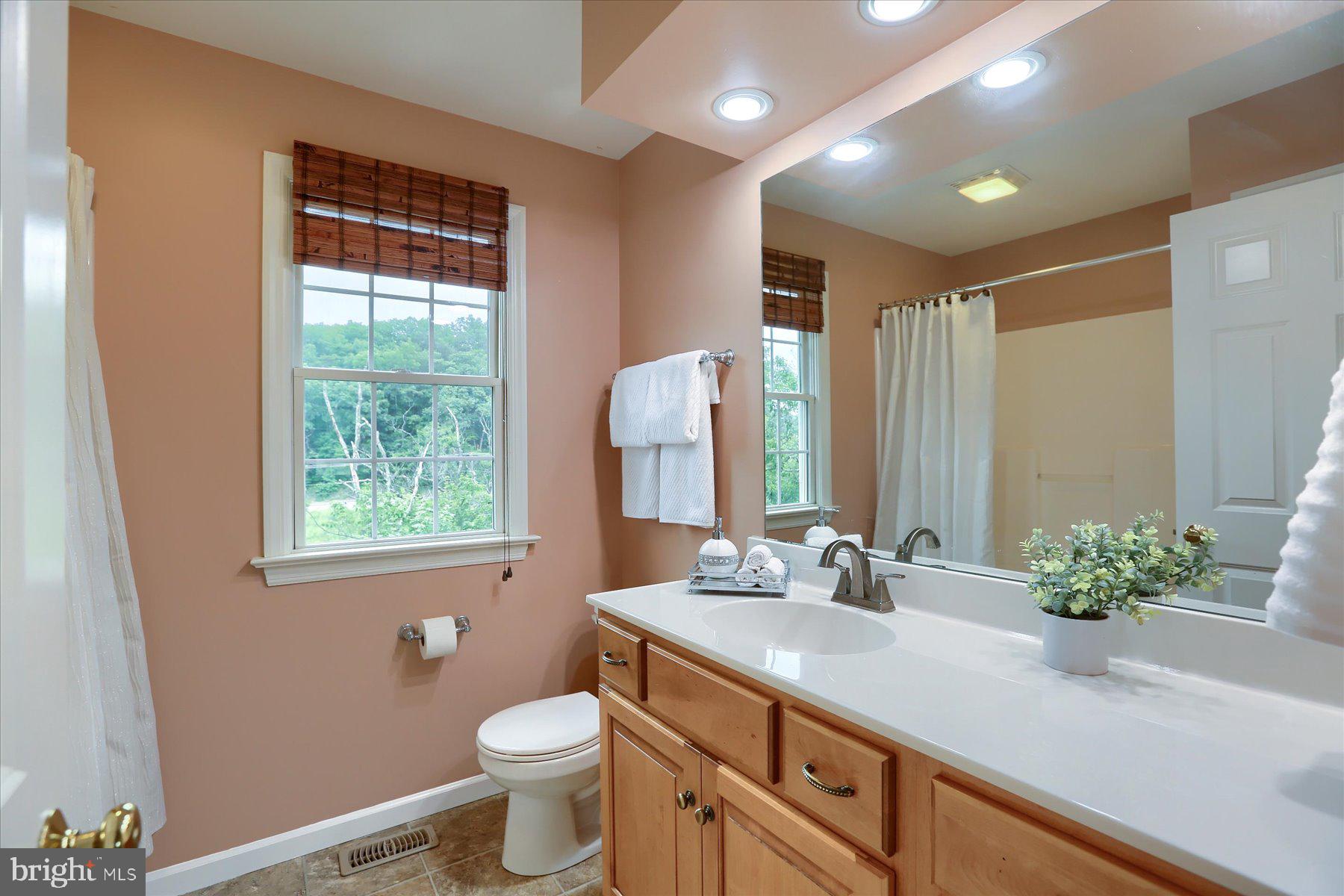 7077 Beaver Spring Road Hummelstown, PA 17036 - Photo 26 of 56 Gallery Image 26