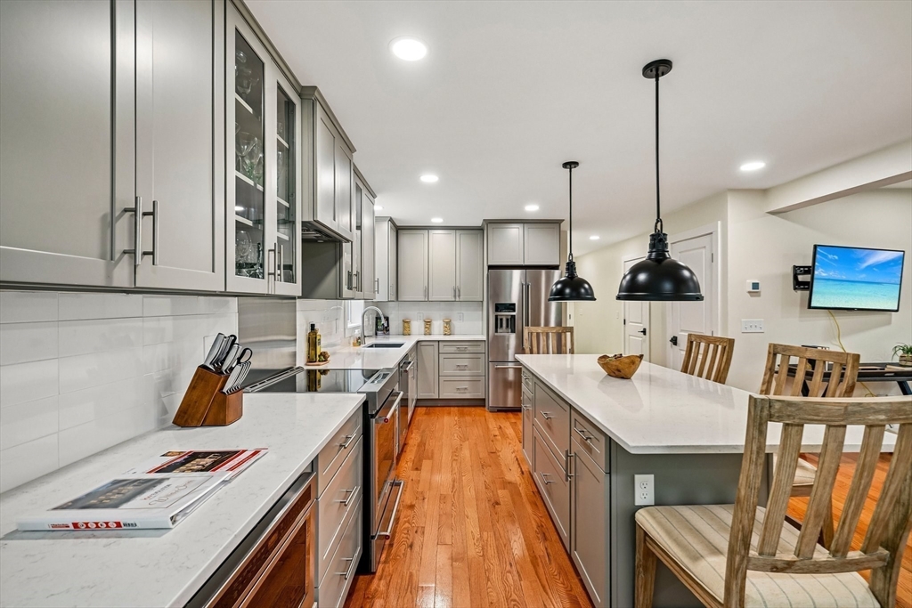 33 Downfall Road Newbury, MA 01922 - Photo 6 of 40 Gallery Image 6