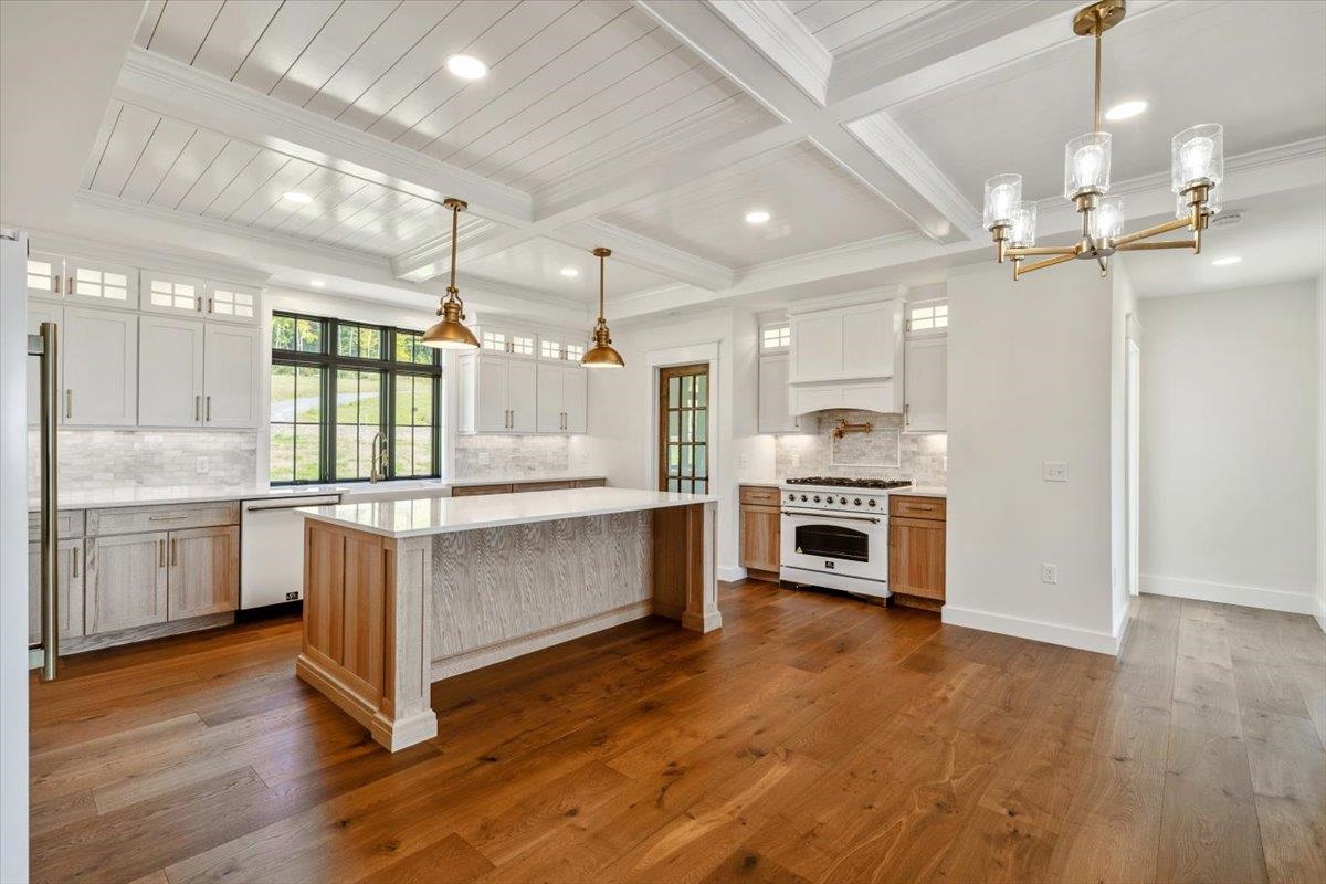 249 Bluff Lane St. Albans Town, VT 05478 - Photo 5 of 60