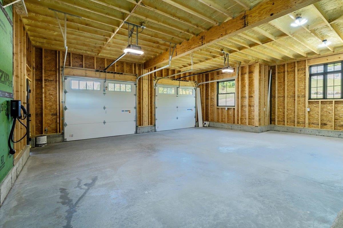 249 Bluff Lane St. Albans Town, VT 05478 - Photo 8 of 60