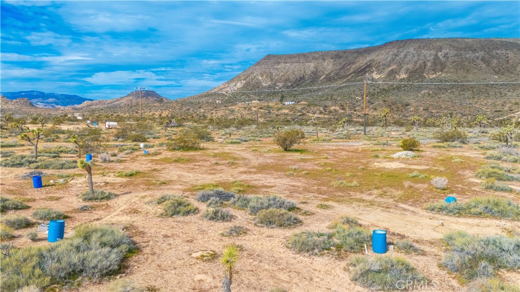 55455 Pipes Canyon Road Yucca Valley, CA 92284 - Photo 21 of 47