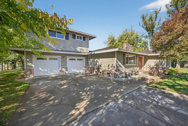 $975,000 | 8730 Bamarcia Drive, Elk Grove, CA 95624