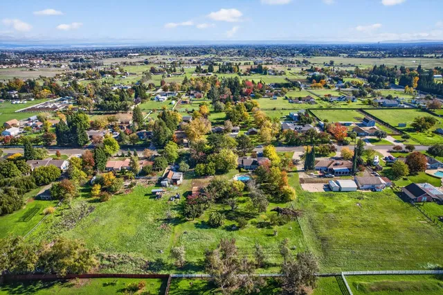 $975,000 | 8730 Bamarcia Drive, Elk Grove, CA 95624