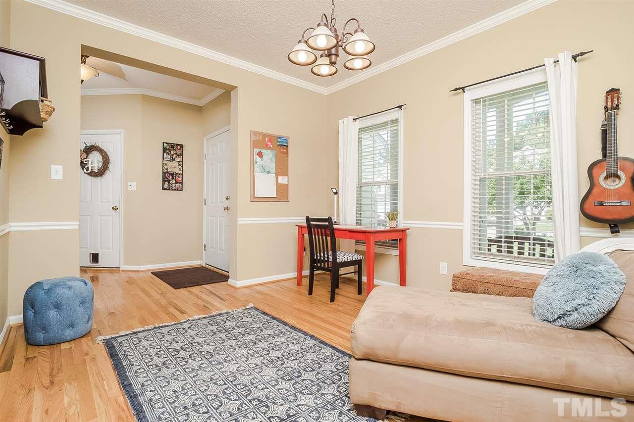 1311 Red Twig Road Apex, NC 27502 - Photo 4 of 25 Gallery Image 4