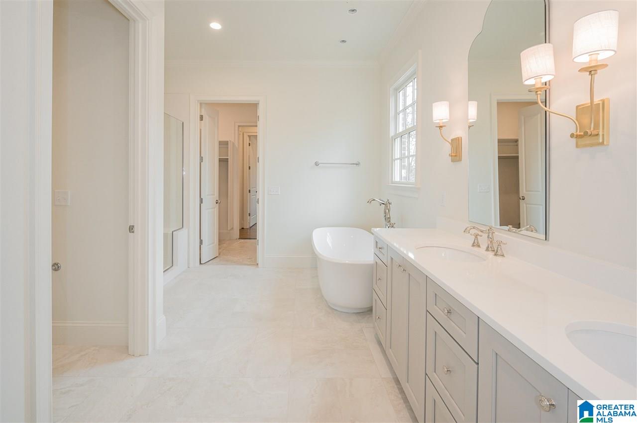 2424 Dolly Ridge Road Birmingham, AL 35243 - Photo 19 of 49