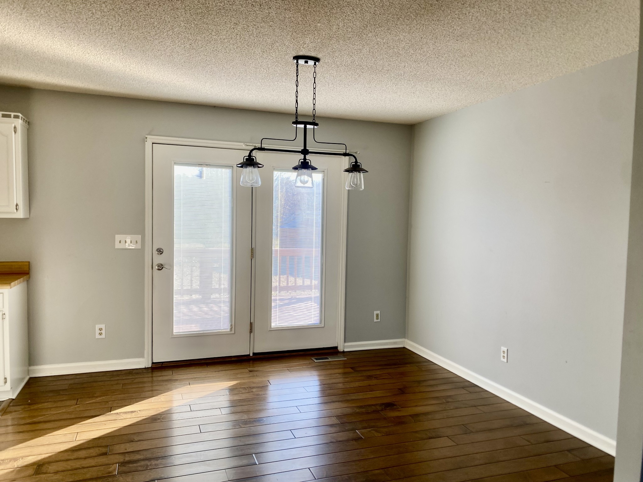 49 Thunder Ridge Court McMinnville, TN 37110 - Photo 4 of 15