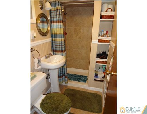 76 Warwick Road Hillside, NJ 07205 - Photo 14 of 25 Gallery Image 14