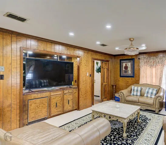 $369,000 | 5516 Hickory Ridge Drive, Bossier City, LA 71111