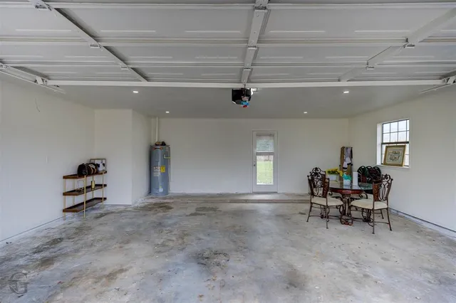 $369,000 | 5516 Hickory Ridge Drive, Bossier City, LA 71111