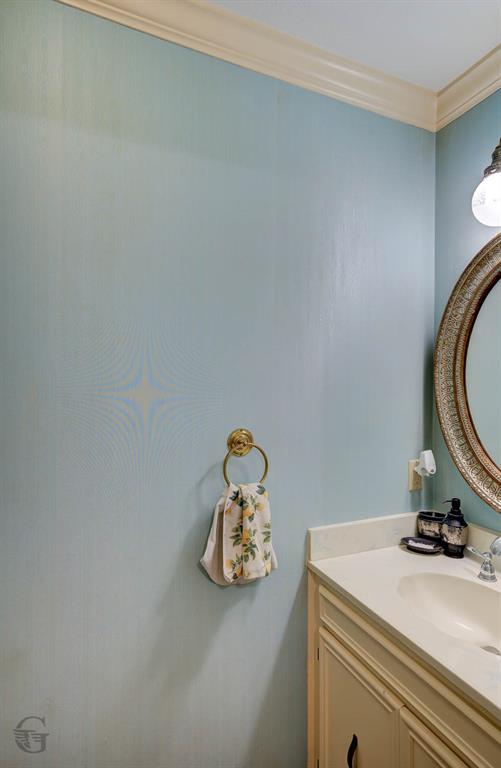 5516 Hickory Ridge Drive Bossier City, LA 71111 - Photo 7 of 33 a bathroom with a sink and a mirror