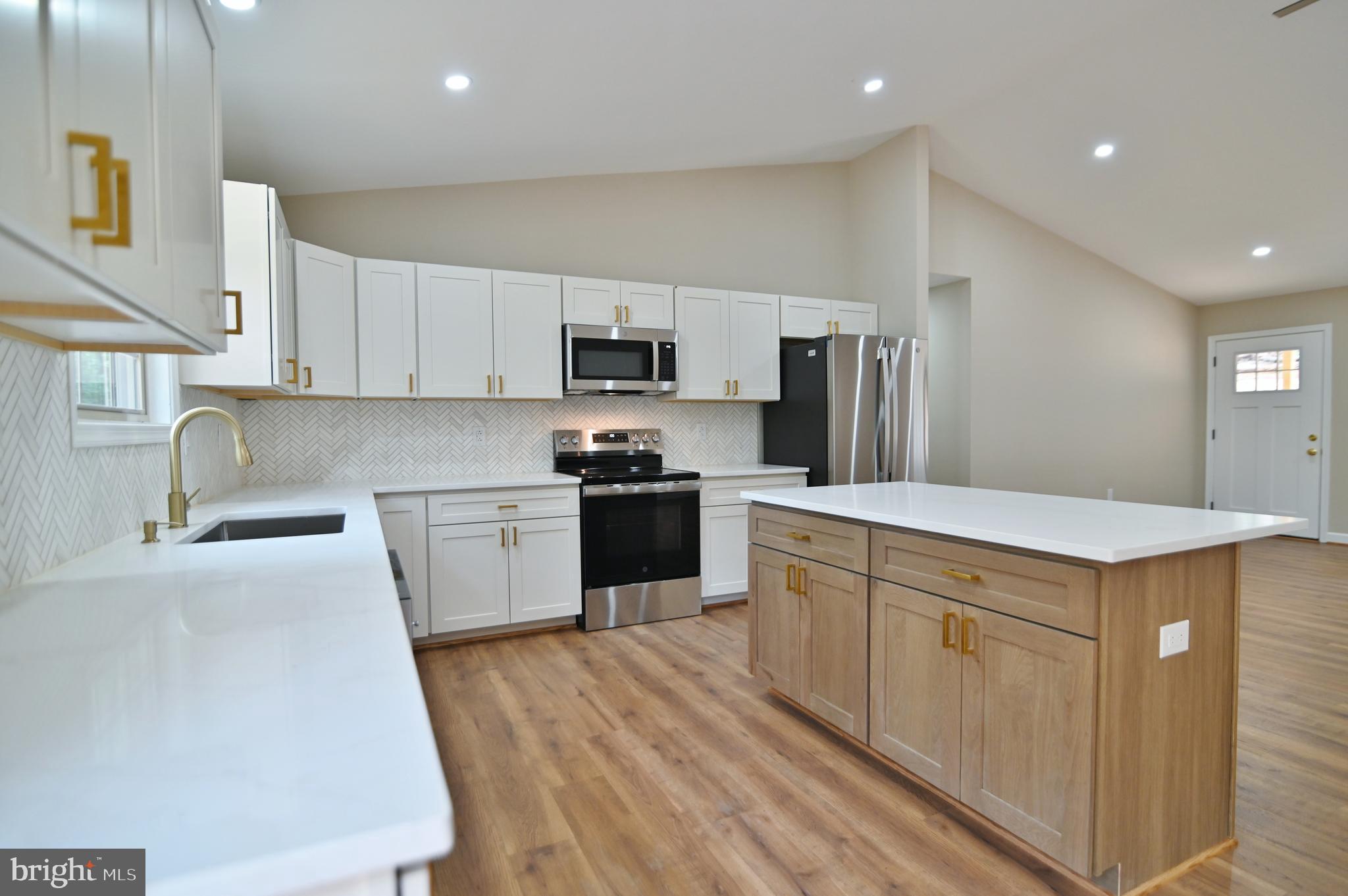 255 Rocky Mt Road Linden, VA 22642 - Photo 21 of 49 Gallery Image 21