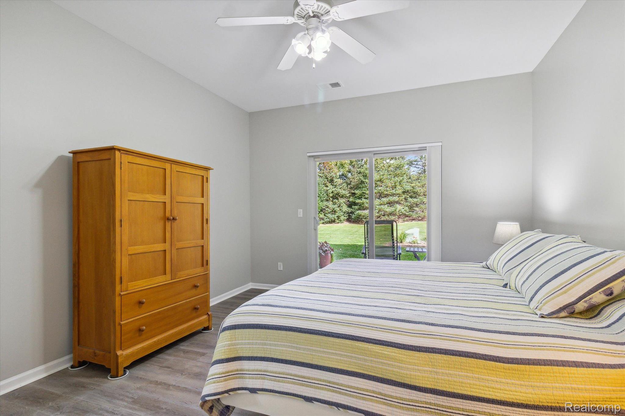 1658 Deepwood Circle Rochester, MI 48307 - Photo 20 of 42 Gallery Image 20