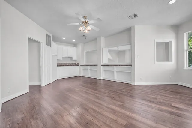 $1,750,000 | 16314 Hunters Circle, Montgomery, TX 77356