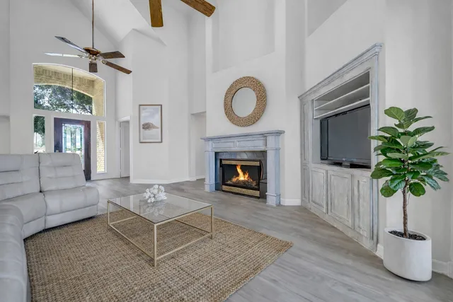 $1,750,000 | 16314 Hunters Circle, Montgomery, TX 77356