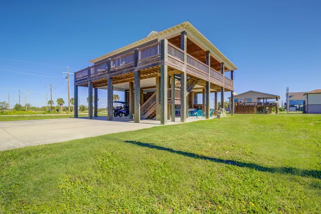 $515,000 | 978 Surfview Crystal Beach, Crystal Beach, TX 77650