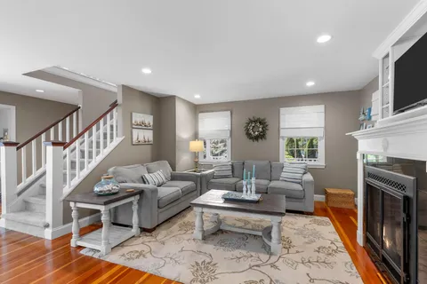 $1,750,000 | 621 West Falmouth Highway, West Falmouth, MA 02540