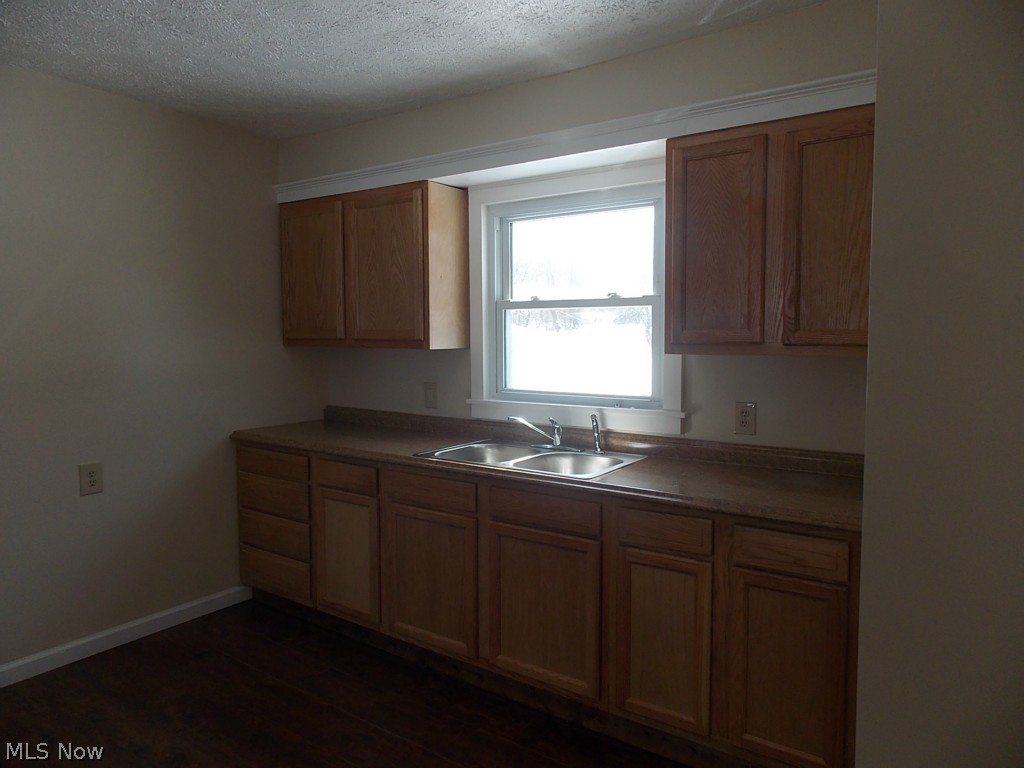 4134 Tapper Road Barberton, OH 44203 - Photo 4 of 19