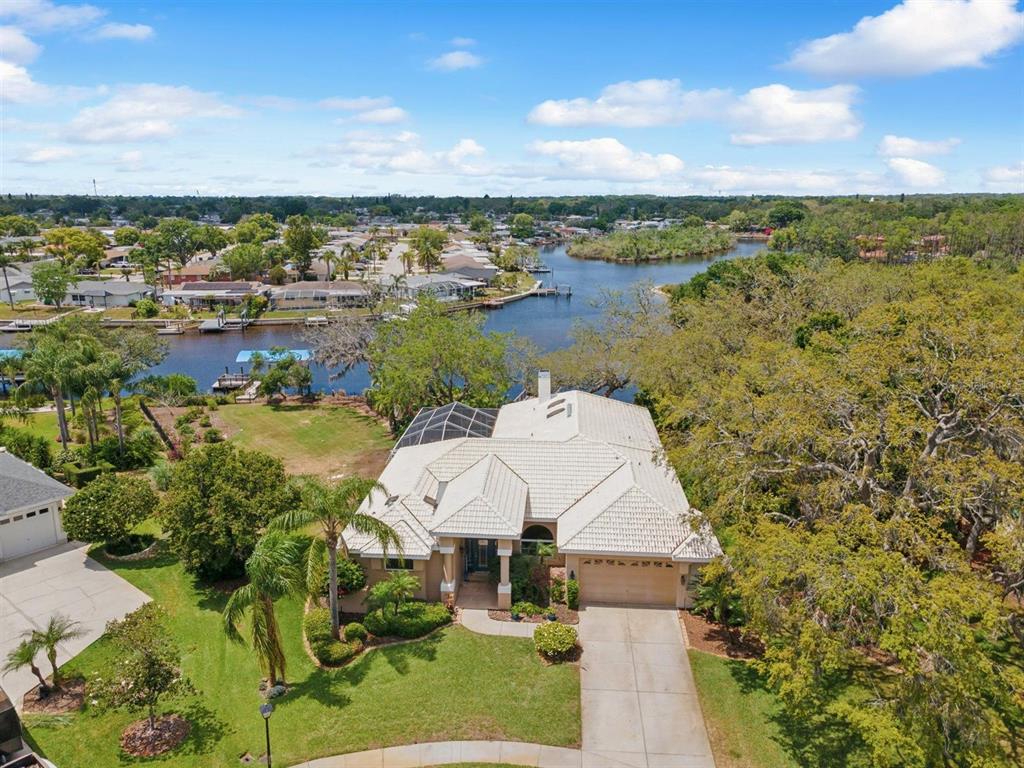 5903 Cachette De Riviera Court New Port Richey, FL 34655 - Photo 3 of 37 Gallery Image 3
