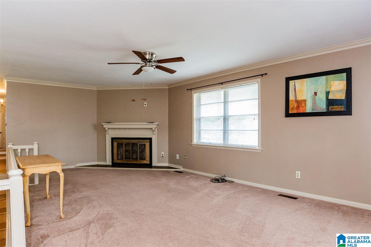 744 Crest Lane Birmingham, AL 35209 - Photo 4 of 43