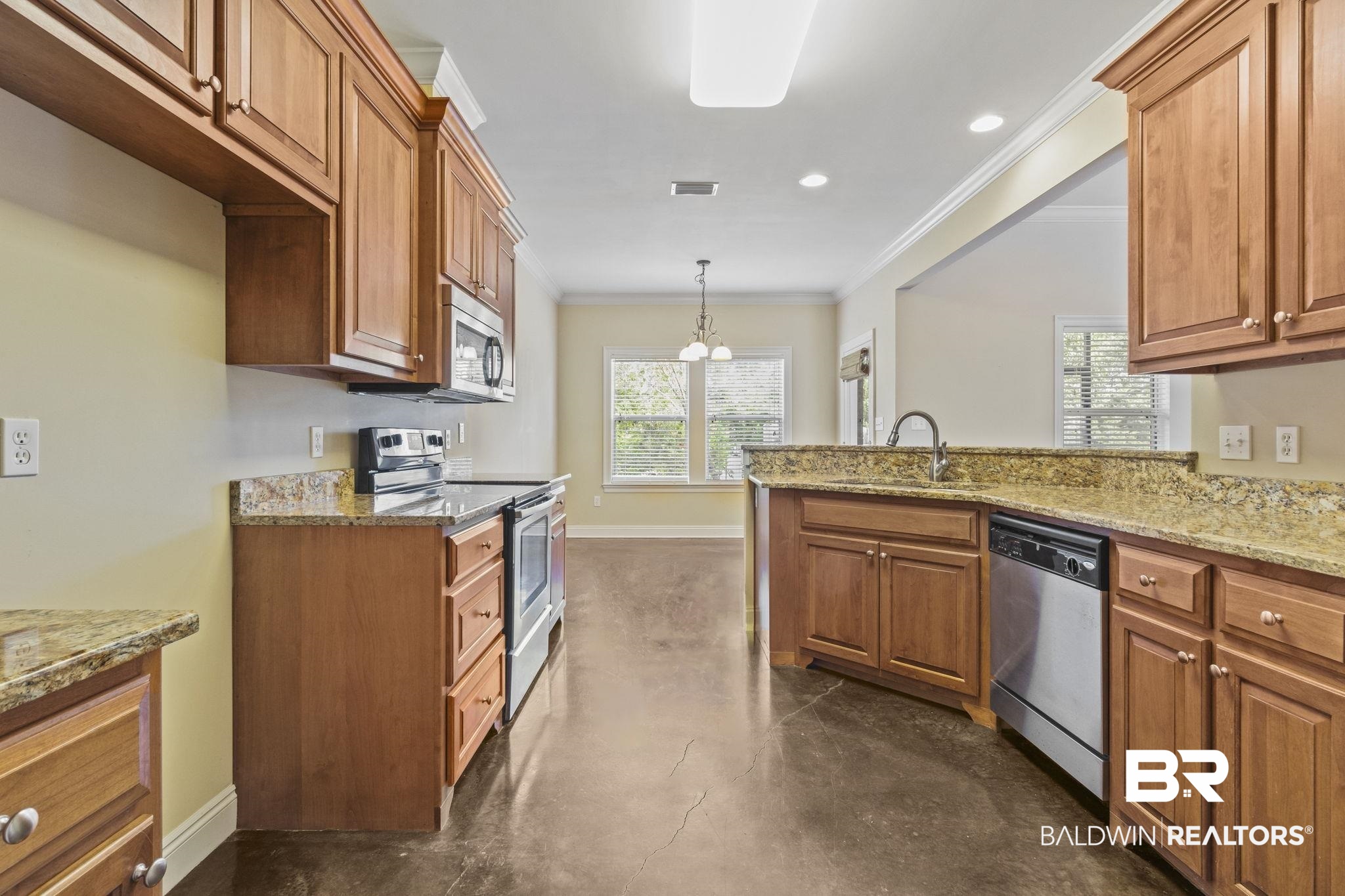 134 Hawthorne Circle Fairhope, AL 36532 - Photo 19 of 45 Kitchen