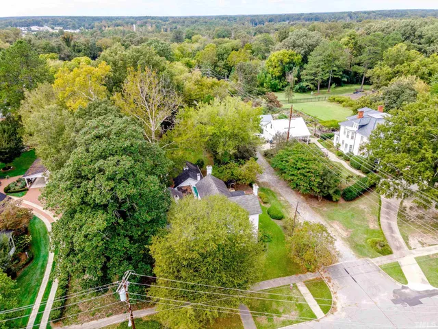 $415,000 | 215 North 2nd Street, Smithfield, NC 27577