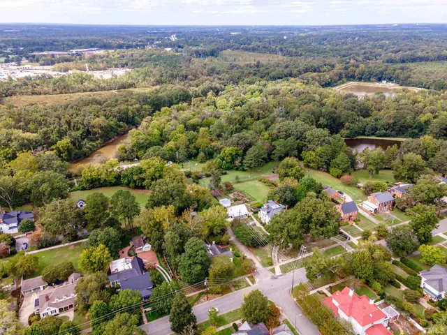 $415,000 | 215 North 2nd Street, Smithfield, NC 27577