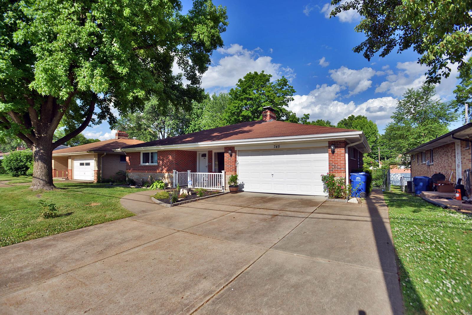 745 Buckley Road St. Louis, MO 63125 - Photo 1 of 58