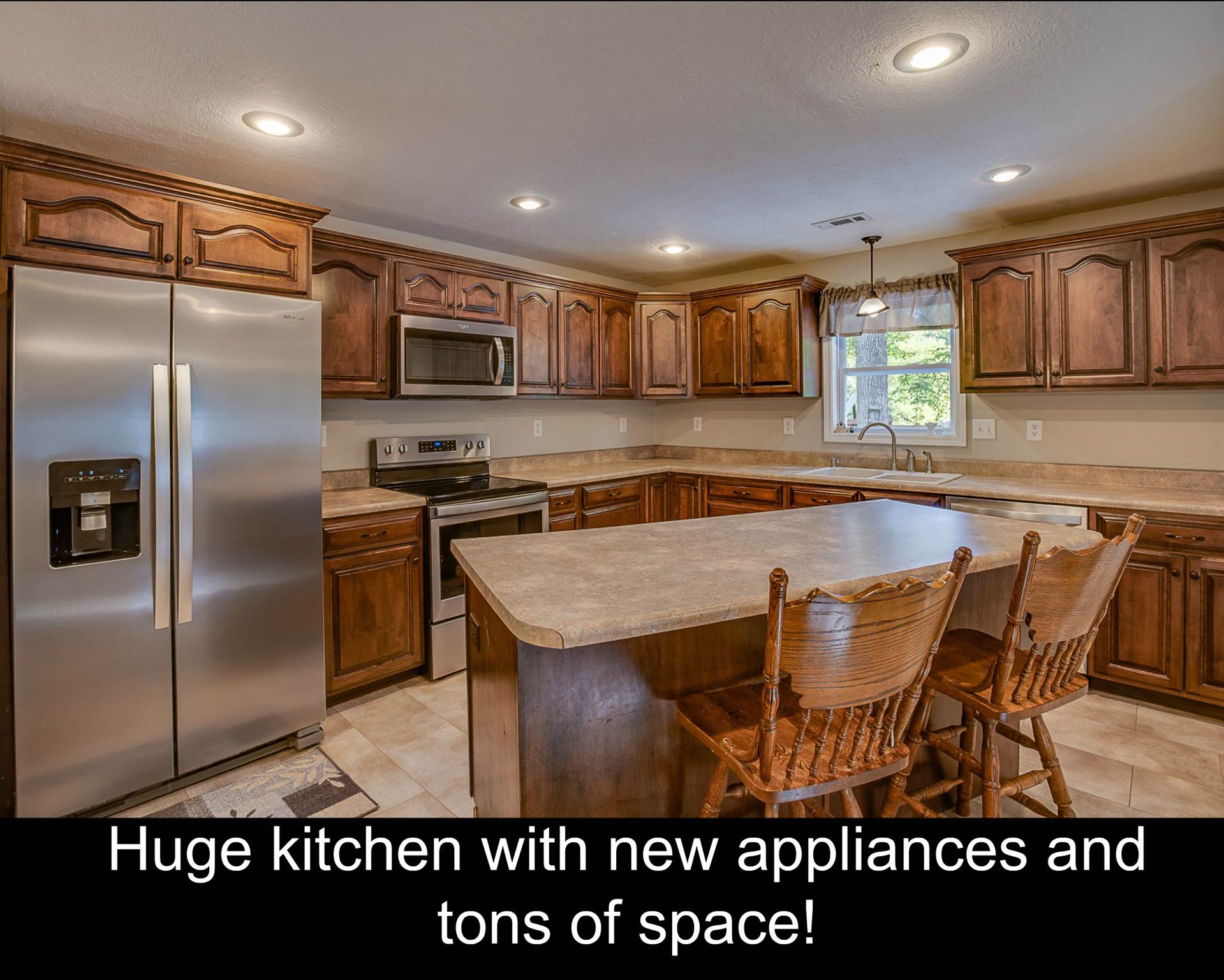 9237 West Fenceline Road Spencer, IN 47460 - Photo 2 of 21
