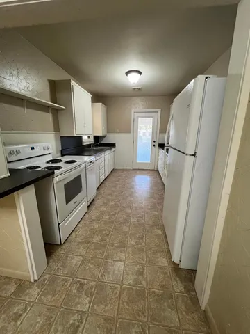 $159,000 | 500 Ave C Northwest, Childress, TX 79201