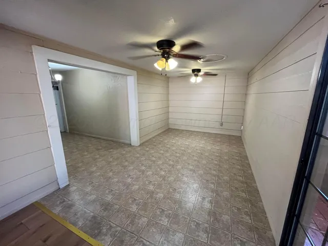 $159,000 | 500 Ave C Northwest, Childress, TX 79201