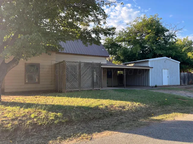$159,000 | 500 Ave C Northwest, Childress, TX 79201