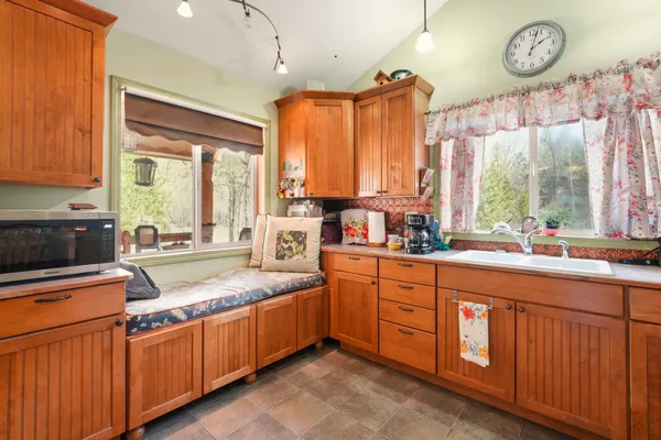 $435,000 | 3031 B Quarry-Browns Lake Road, Chewelah, WA 99109