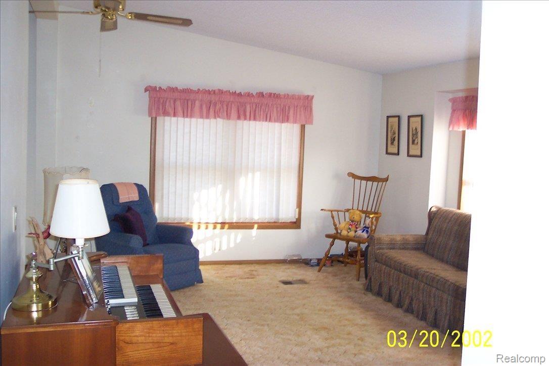 5961 Lakeshore Road Lexington, MI 48450 - Photo 5 of 14 5 Living Room
