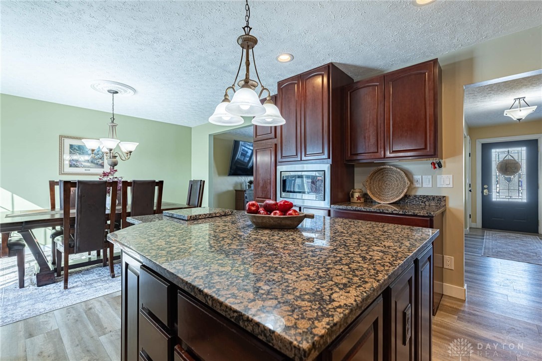 6617 Pheasant Ridge Road Dayton, OH 45424 - Photo 12 of 38 Gallery Image 12