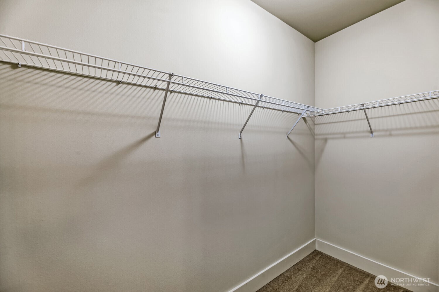 8535 Avondale Road Northeast, Unit A204 Redmond, WA 98052 - Photo 26 of 34
