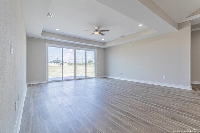 $525,000 | 16923 Rancho Escondido, Atascosa, TX 78002