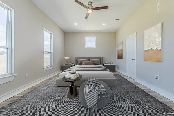 $460,000 | 16923 Rancho Escondido, Atascosa, TX 78002