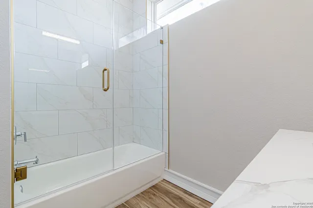 $525,000 | 16923 Rancho Escondido, Atascosa, TX 78002