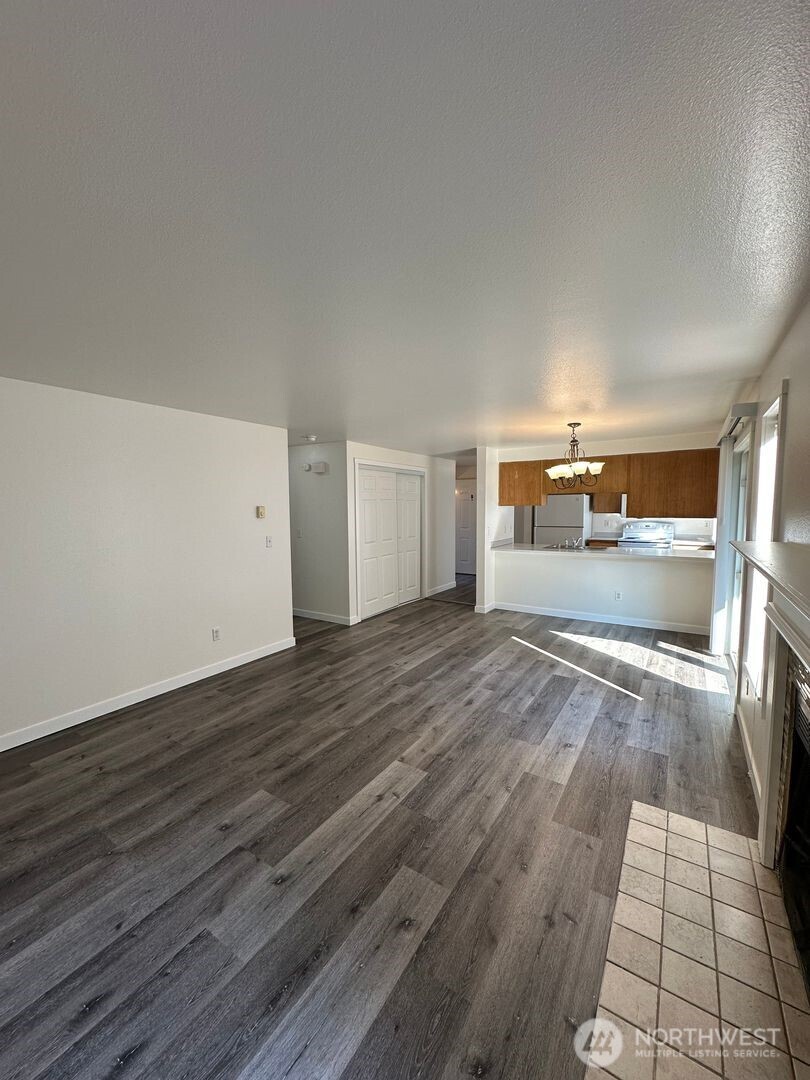 2515 Melvin Avenue, Unit C Everett, WA 98203 - Photo 6 of 13