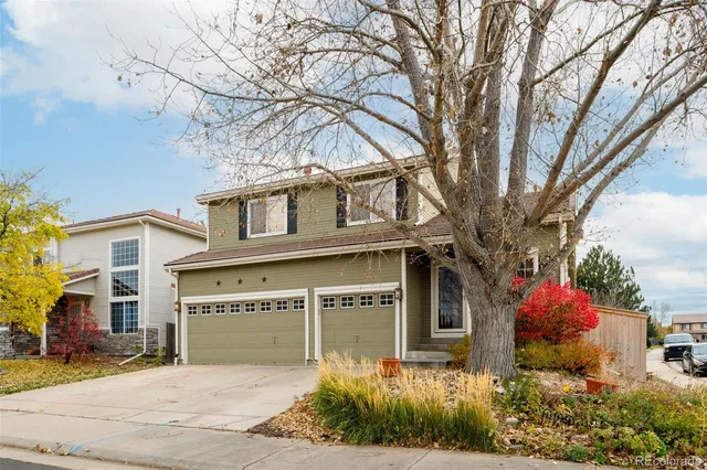a front view of house with yard