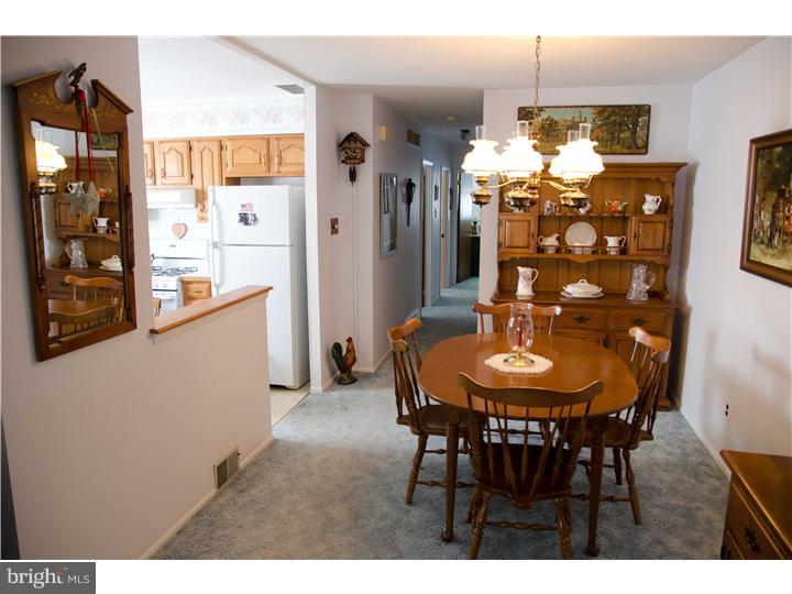 15148 Carter Road Philadelphia, PA 19116 - Photo 6 of 19 Gallery Image 6