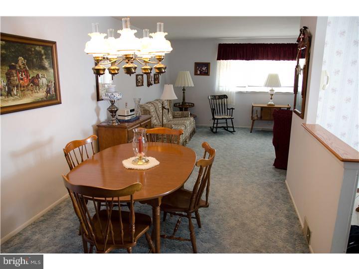 15148 Carter Road Philadelphia, PA 19116 - Photo 7 of 19 Gallery Image 7